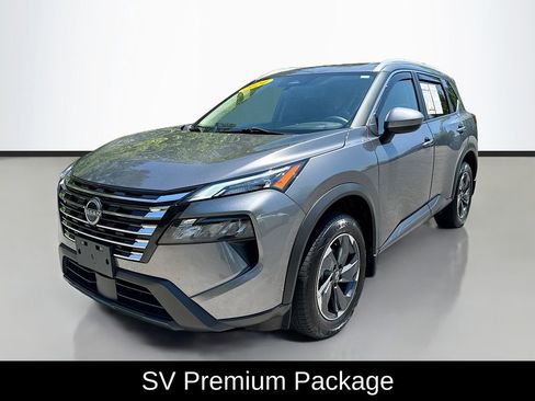 Certified 2024 Nissan Rogue SV w/ SV Premium Package AWD/4WD image 3