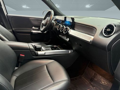Certified 2022 Mercedes-Benz GLB 250 GLB 250 image 19