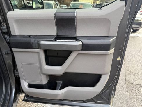 Used 2017 Ford F150 XLT AWD/4WD image 30