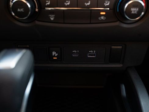 Used 2023 Nissan Frontier S w/ Technology Package image 16