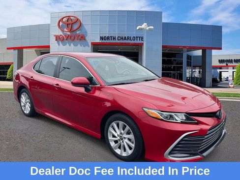 Used 2023 Toyota Camry LE FWD image 1
