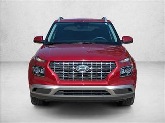 Used 2024 Hyundai Venue SEL FWD video 2