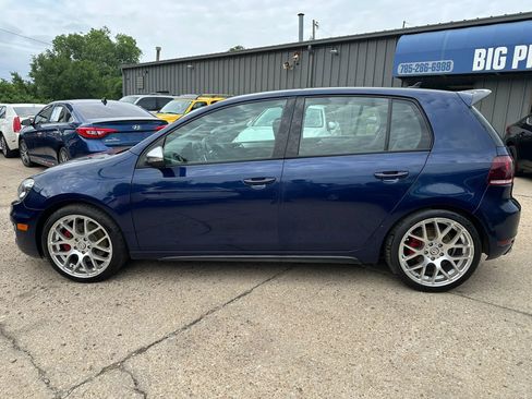 Used 2013 Volkswagen Golf 4-Door FWD image 4