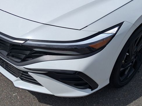 New 2026 Hyundai Elantra SEL Sport Premium FWD image 9