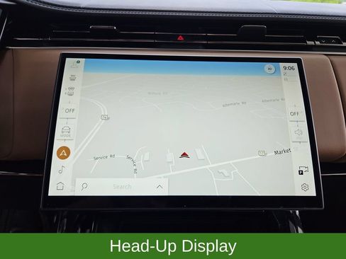 Used 2025 Land Rover Range Rover Sport SE AWD/4WD image 16