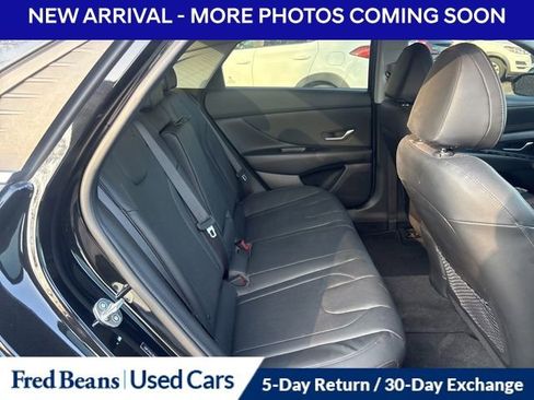 Certified 2023 Hyundai Elantra Limited image 11