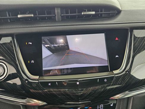 Used 2020 Cadillac XT6 Premium Luxury FWD image 30