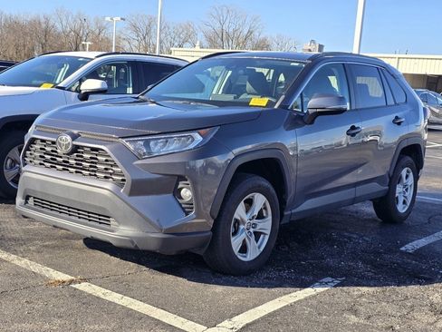 Certified 2021 Toyota RAV4 XLE image 3