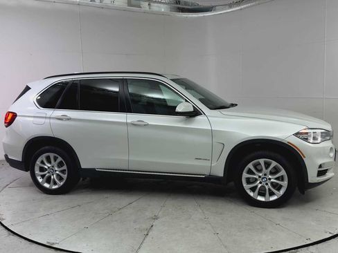 Used 2016 BMW X5 xDrive40e image 9