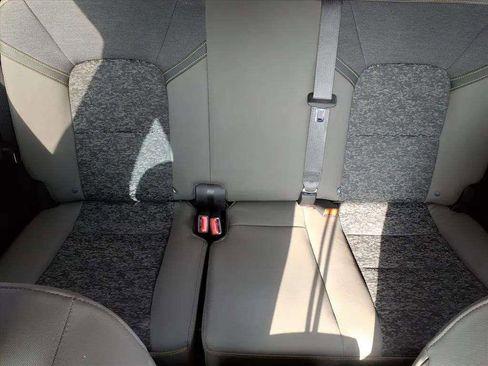 Used 2024 Chevrolet Colorado ZR2 w/ Safety Package image 17