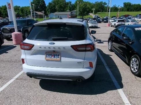 Used 2023 Ford Escape ST-Line w/ Equipment Group 301A FWD image 10