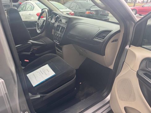Used 2014 Dodge Grand Caravan SE w/ Quick Order Package 29E SE image 32