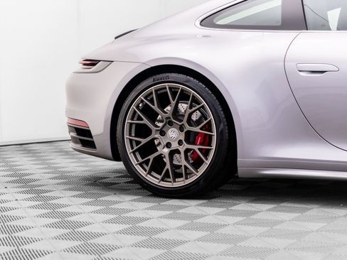 Used 2020 Porsche 911 Carrera S w/ Premium Package RWD image 32
