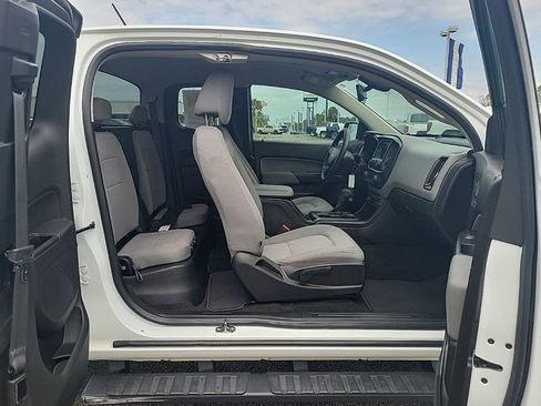 Used 2016 Chevrolet Colorado W/T w/ WT Convenience Package image 19