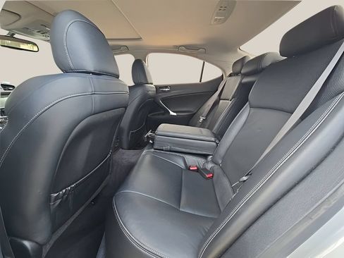 Used 2009 Lexus IS 250 RWD image 11