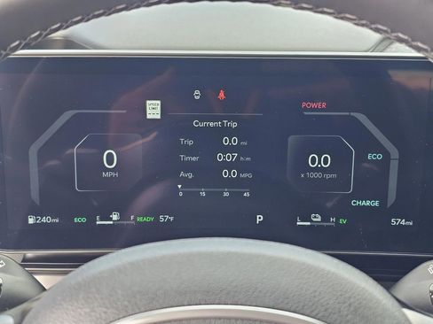 Certified 2026 Kia Carnival SX w/ SX Dark Edition Package image 23