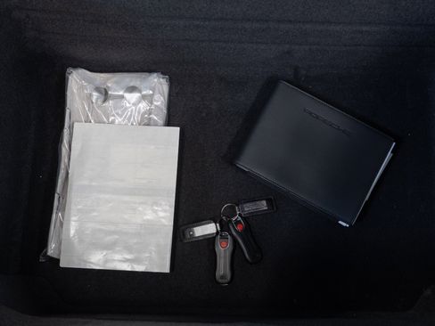 Used 2024 Porsche 911 Carrera S image 31