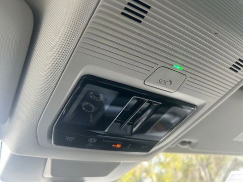 New 2026 Volkswagen Tiguan SE AWD/4WD image 64
