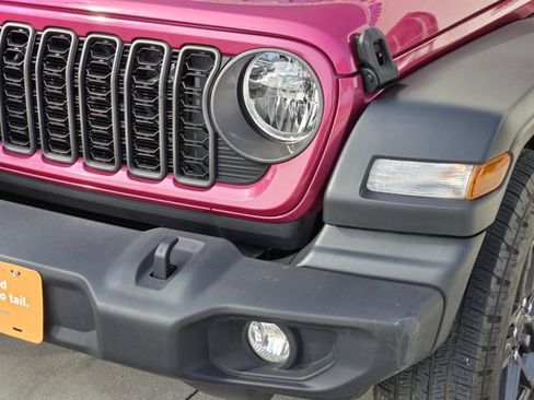 Certified 2024 Jeep Wrangler Sport S image 9