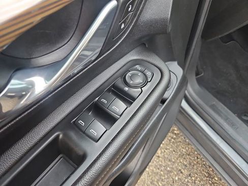 Used 2020 GMC Terrain SLE w/ Driver Convenience Package FWD image 12