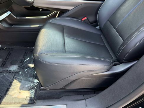 Used 2024 Cadillac Lyriq Sport w/ LPO, Floor Liner Package AWD/4WD image 3