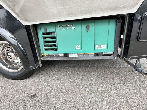 Used 2016 Mercedes-Benz Sprinter 3500 w/ Swivel Seat Package image 4