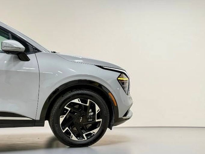 Used 2023 Kia Sportage SX FWD image 6