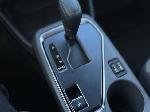 Used 2024 Subaru Crosstrek 2.0i Premium image 13