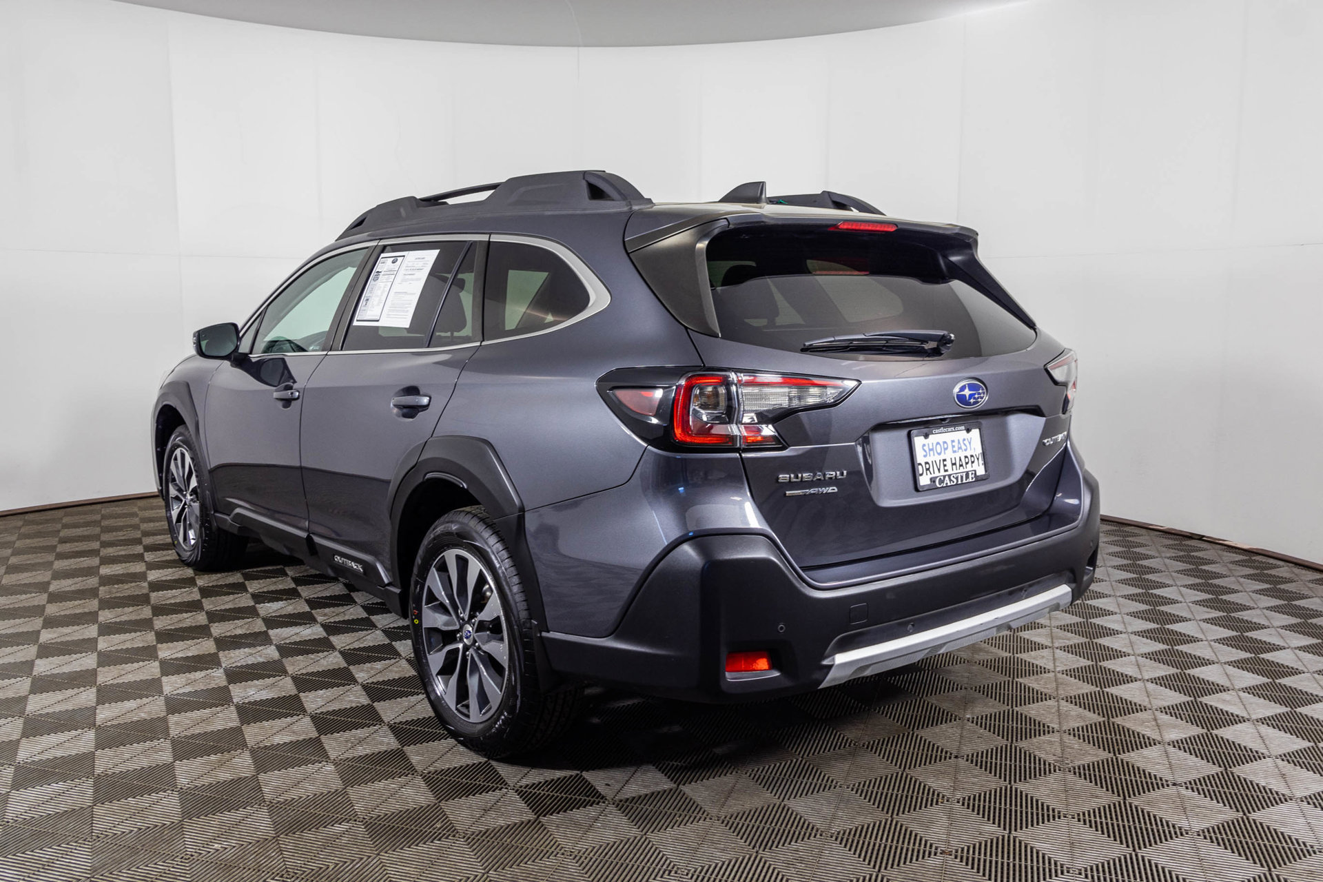 Used 2023 Subaru Outback Limited AWD/4WD image 23