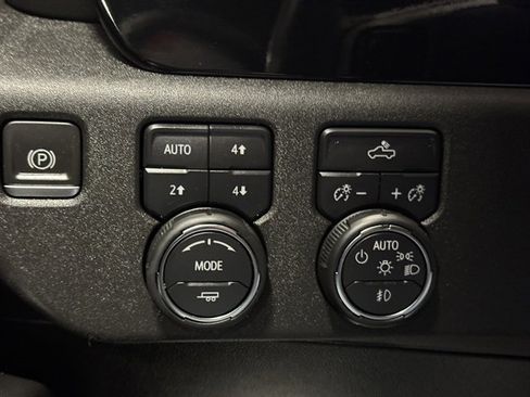 Used 2023 Chevrolet Silverado 1500 RST image 25