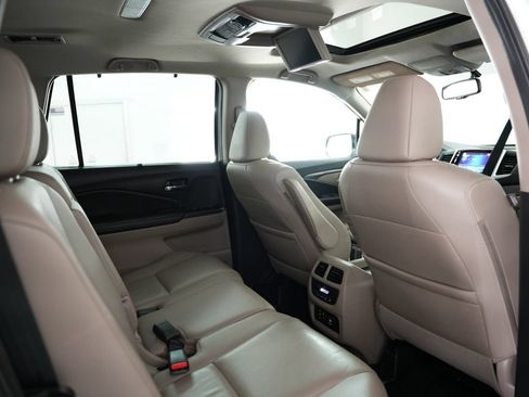 Used 2018 Honda Pilot EX-L image 41