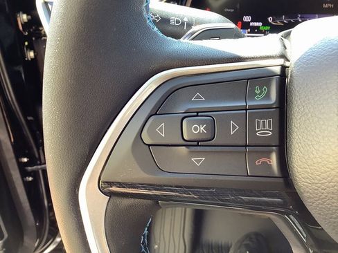 New 2023 Jeep Grand Cherokee Trailhawk w/ Luxury Tech Group III image 13