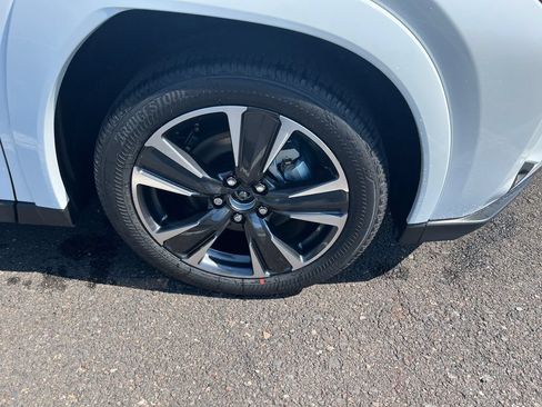New 2026 Lexus UX 300h AWD image 5