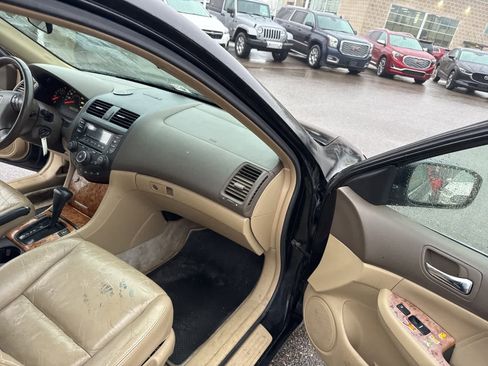 Used 2003 Honda Accord EX image 24