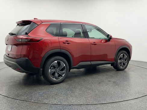 Used 2025 Nissan Rogue SV image 9