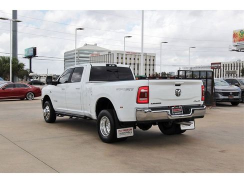 Used 2024 RAM 3500 Laramie w/ Sport Appearance Package image 4