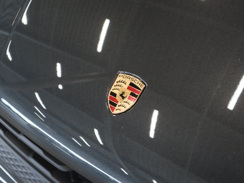 Certified 2026 Porsche Macan AWD/4WD image 28