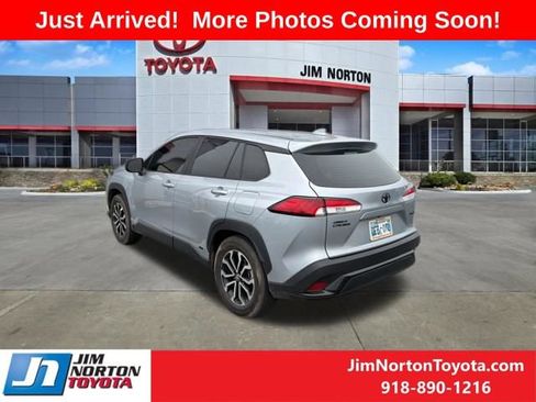 Used 2023 Toyota Corolla Cross S AWD/4WD image 5