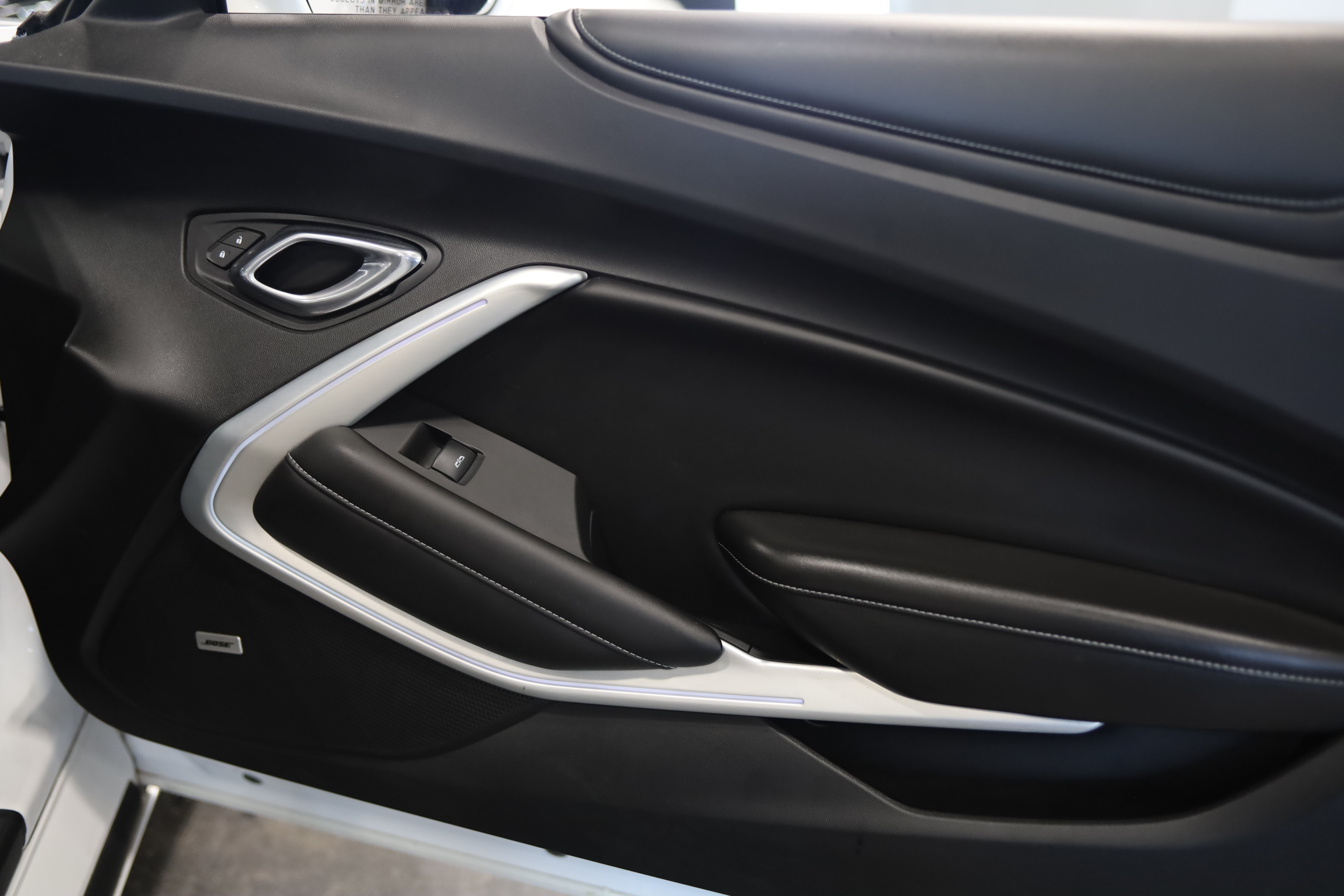 Used 2017 Chevrolet Camaro SS RWD image 42