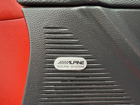 Used 2019 Dodge Challenger SXT w/ Plus Package AWD/4WD image 29