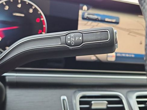 New 2026 Mercedes-Benz GLS 450 4MATIC image 10