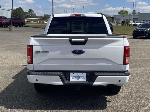 Used 2017 Ford F150 XLT w/ Equipment Group 302A Luxury image 6