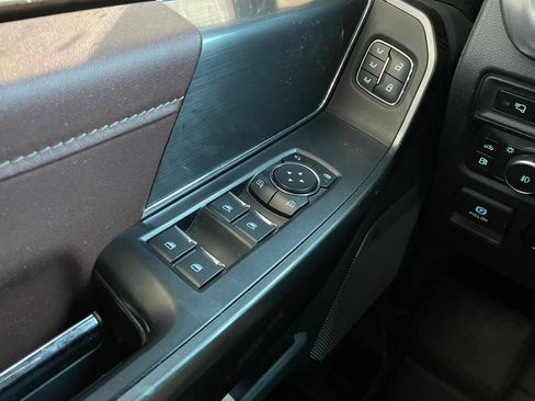 Used 2021 Ford F150 Lariat w/ Max Trailer Tow Package image 12