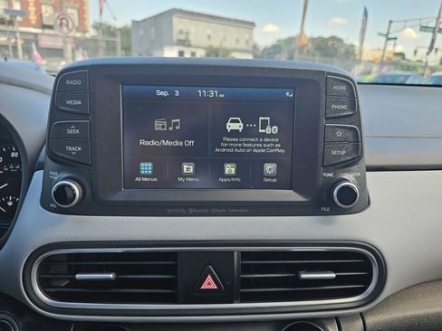 Used 2021 Hyundai Kona Limited w/ Cargo Package image 15
