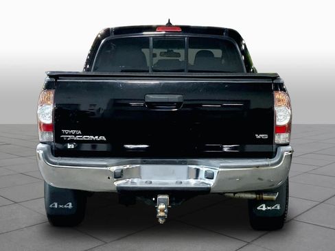 Used 2015 Toyota Tacoma 4x4 Double Cab w/ TRD Off-Road Package image 5