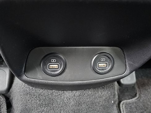 Used 2023 Hyundai Santa Fe SE w/ Cargo Package image 11