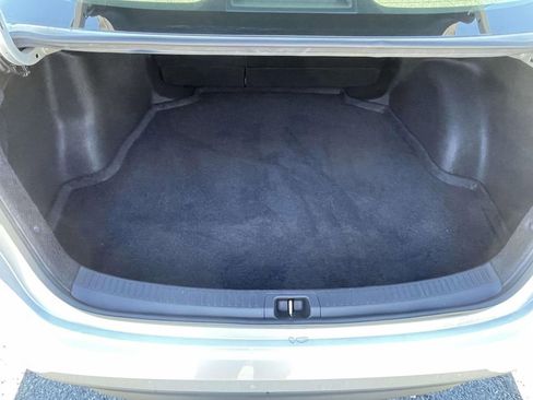 Used 2024 Toyota Corolla LE image 9