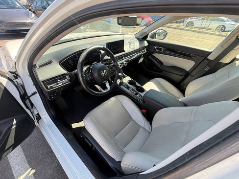 Used 2024 Honda Civic Touring image 11