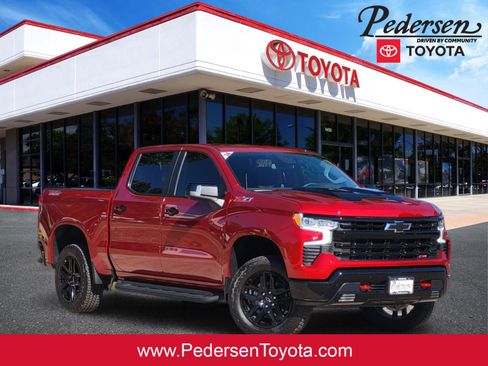 Used 2026 Chevrolet Silverado 1500 LT Trail Boss w/ LT Trail Boss Premium Package AWD/4WD image 1