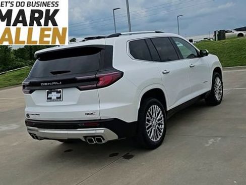 Used 2025 GMC Acadia Denali AWD/4WD image 8